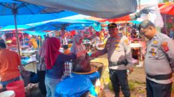 Patroli Dialogis di Pasar Bawan, Kasat Binmas Agam Ajak Pedagang Jaga Kamtibmas