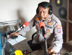 Lewat Siaran Radio, Kasat Binmas Polres Agam Ajak Warga Jauhi Narkoba dan Judi Online