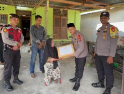 Polsek Tanjung Mutiara Salurkan Bantuan Sembako untuk Warga Kurang Mampu
