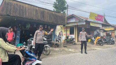 Polsek Matur Patroli ke Pasar Akaik Ambun Pagi, Jaga Keamanan Aktivitas Warga
