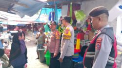 Polisi Gelar Patroli Dialogis di Pasar Koto Alam Palembayan, Pedagang Diajak Jaga Kamtibmas