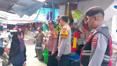 Polisi Gelar Patroli Dialogis di Pasar Koto Alam Palembayan, Pedagang Diajak Jaga Kamtibmas