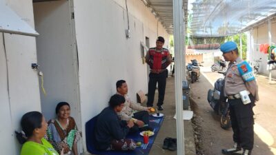 Polsek Palembayan Sambangi Huntara Padang Gantiang, Ada Pesan Penting untuk Warga
