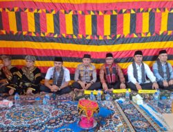 Hadiri Batagak Panghulu di Nagari Bawan, Kapolsek Ampek Nagari: Adat dan Kamtibmas Harus Berjalan Seiring