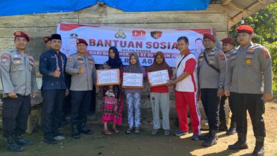 Hari Bhayangkara ke-80, Satreskrim Polres Agam Bagikan 100 Paket Sembako untuk Warga Kurang Mampu dan Korban Bencana
