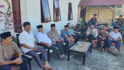 Kapolsek Tanjung Raya Sambangi Tokoh Masyarakat Duo Koto, Ajak Warga Jadi Garda Terdepan Kamtibmas
