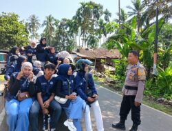 Polisi Bekali Mahasiswa KKN UNP di Palembayan, Ini Pesan soal Keamanan Nagari