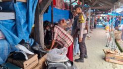 Polsek Tanjung Raya Kunjungi Pasar Sungai Batang, Ingatkan Pedagang dan Pengunjung Waspada Modus Kejahatan