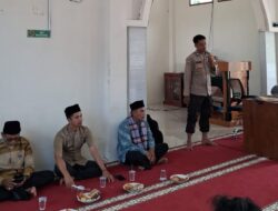 Bhabinkamtibmas Sitanang Sampaikan Pesan Kamtibmas Saat Wirid Majelis Taklim