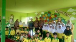 Kasat Binmas Polres Agam Edukasi Pelajar MI Plus Hayatul Mubarak soal Bullying, Narkoba, dan Knalpot Brong di Lubuk Basung
