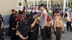 Polisi Masuk Sekolah, Kapolsek Ampek Nagari Ajak Siswa Ciptakan Lingkungan Belajar Aman dan Berprestasi