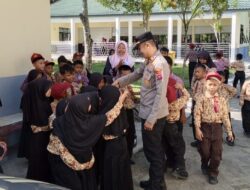 Polisi Masuk Sekolah, Kapolsek Ampek Nagari Ajak Siswa Ciptakan Lingkungan Belajar Aman dan Berprestasi