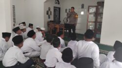 Cegah Perundungan Sejak Dini, Polsek Lubuk Basung Beri Sosialisasi Bullying kepada Santri di Pesantren Nurul Huda Agam