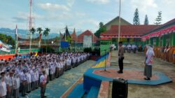 Polisi Masuk Sekolah, Kapolsek Tanjung Raya Ingatkan Siswa Soal Etika hingga Bahaya Dunia Maya