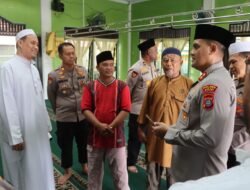 Kapolres Binjai Pilih Sholat Jumat Bareng Warga di Masjid As-Syakirin