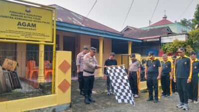 Kasat Binmas Polres Agam Lepas Gerak Jalan SENKOM Agam